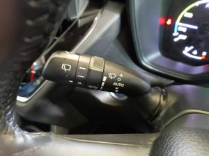 Toyota Corolla Cross 1.8 Hybrid XS - Image 20