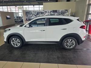 Hyundai Tucson 1.6 Turbo Executive - Image 4