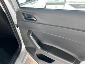 Volkswagen Polo hatch 1.0TSI - Image 12