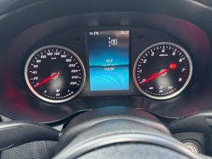 Mercedes-Benz C-Class C180 - Image 13