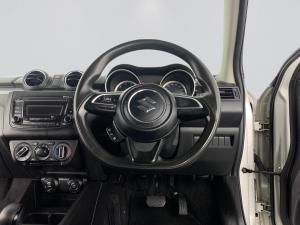 Suzuki Swift 1.2 GL AMT - Image 12