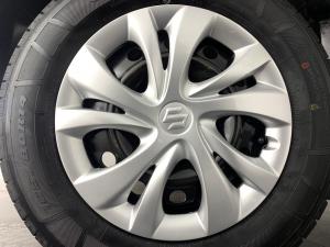 Suzuki Swift 1.2 GL AMT - Image 20