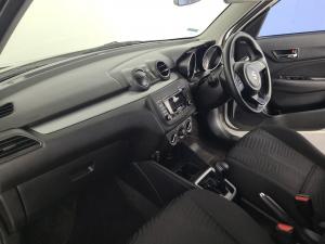 Suzuki Swift 1.2 GL AMT - Image 8