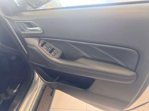 GWM P300 2.4TD LT 4X4 automatic D/C - Image 15