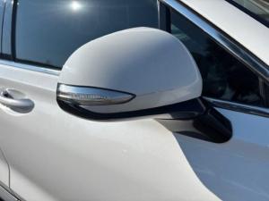 Hyundai Santa Fe 2.2D 4WD Elite - Image 11