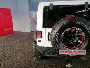 Jeep Wrangler Unlimited 3.6L Polar Edition - Image 10