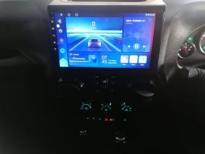 Jeep Wrangler Unlimited 3.6L Polar Edition - Image 26