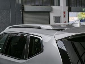 Nissan X-Trail 2.5 4x4 Acenta Tech - Image 11