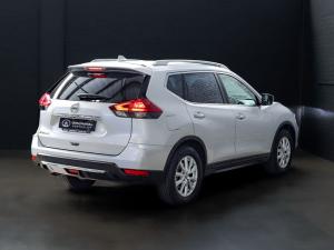 Nissan X-Trail 2.5 4x4 Acenta Tech - Image 7