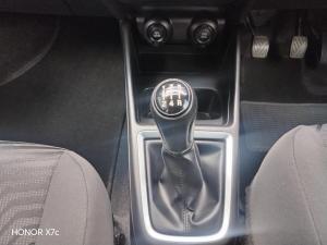 Suzuki Swift 1.2 GLX manual - Image 12
