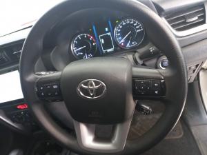 Toyota Fortuner 2.4GD-6 4x4 - Image 8