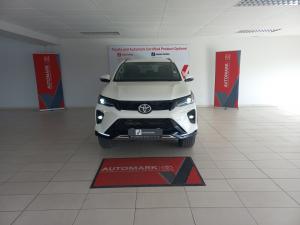 Toyota Fortuner 2.4GD-6 4x4 - Image 4