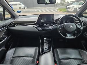 Toyota C-HR 1.2T Luxury - Image 6