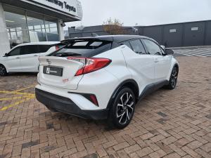 Toyota C-HR 1.2T Luxury - Image 2