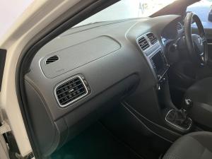 Volkswagen Polo Vivo hatch 1.0TSI GT - Image 7