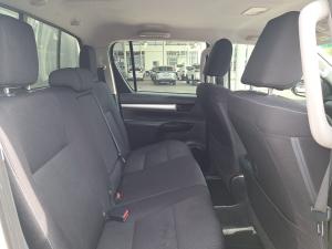 Toyota Hilux 2.4GD-6 double cab 4x4 Raider auto - Image 16