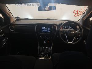 Isuzu mu-X 3.0TD LS 4x4 - Image 17