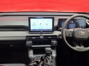 Toyota RAV4 2.5 GX Hybrid CVT E-FOUR - Image 6