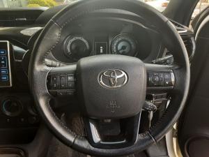 Toyota Hilux 2.8 GD-6 Raider 4X4E/CAB - Image 8