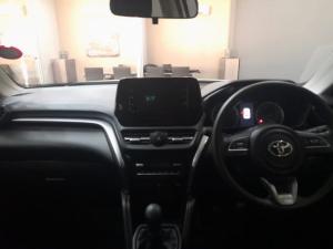 Toyota Urban Cruiser 1.5 XR automatic - Image 6