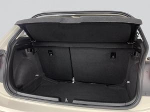 Volkswagen Polo 1.0 TSI Life - Image 11
