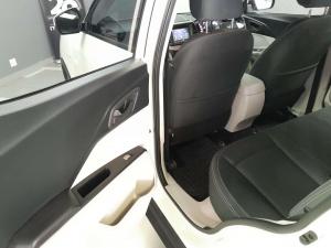 Mahindra XUV300 1.2T - Image 16