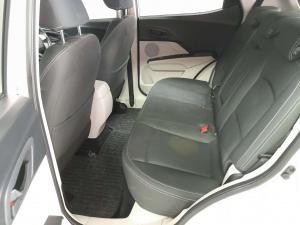 Mahindra XUV300 1.2T - Image 17