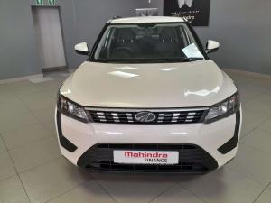 Mahindra XUV300 1.2T - Image 2