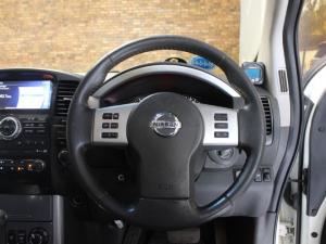 Nissan Pathfinder 3.0dCi V6 LE - Image 15