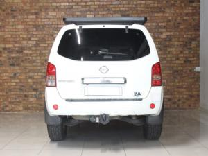 Nissan Pathfinder 3.0dCi V6 LE - Image 4