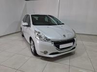 Thumbnail Peugeot 208 5-door 1.6HDi Active