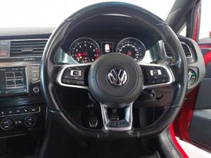 Volkswagen Golf GTI - Image 8