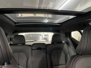 Volvo XC40 T5 AWD R-Design - Image 11
