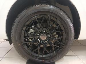 Suzuki Ertiga 1.5 GA - Image 10