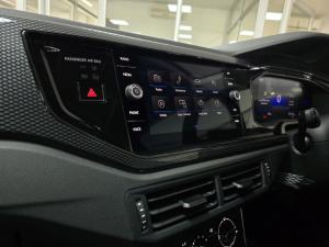Volkswagen Polo hatch 1.0TSI Life manual - Image 14