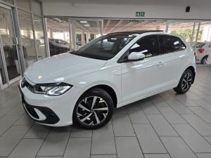 Volkswagen Polo hatch 1.0TSI Life manual - Image 2