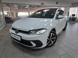 Volkswagen Polo hatch 1.0TSI Life manual - Image 3