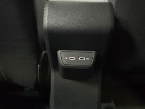 Volkswagen Polo hatch 1.0TSI Life manual - Image 5