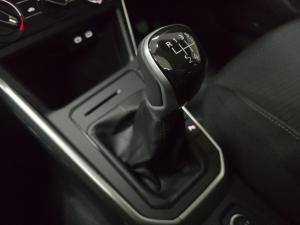 Volkswagen Polo hatch 1.0TSI Life manual - Image 8