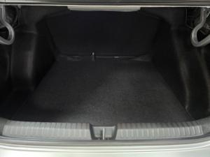 Volkswagen Polo sedan 1.6 auto - Image 12