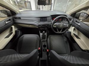 Volkswagen Polo sedan 1.6 auto - Image 32