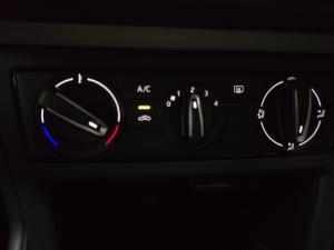 Volkswagen Polo sedan 1.6 auto - Image 33