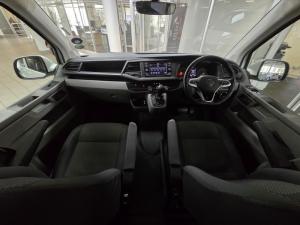 Volkswagen Transporter 2.0TDI Kombi SWB Trendline auto - Image 11