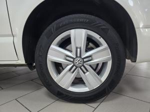 Volkswagen Transporter 2.0TDI Kombi SWB Trendline auto - Image 8
