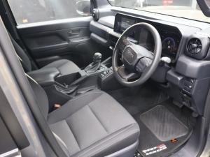 Toyota Land Cruiser FJ 2.7 4x4 GX - Image 24