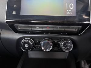 Nissan Magnite 1.0 Visia auto - Image 17