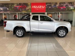 Isuzu D-Max 1.9TD Extended cab LS auto - Image 2