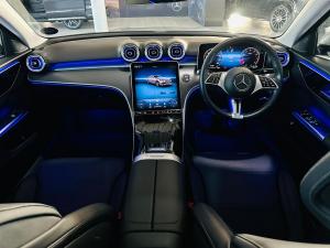 Mercedes-Benz C-Class C200 Avantgarde - Image 3