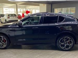 Alfa Romeo Stelvio 2.0T Veloce Q4 - Image 17