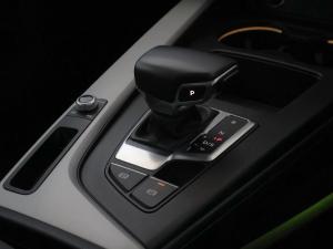 Audi A4 40TFSI S line - Image 22
